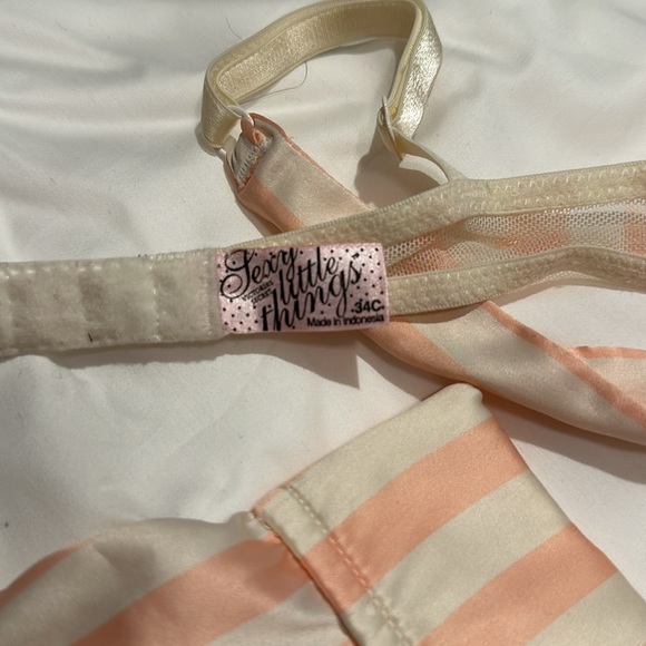 Sexy Little Things 2Pc set by Victoria’s Secret - Picture 6 of 7